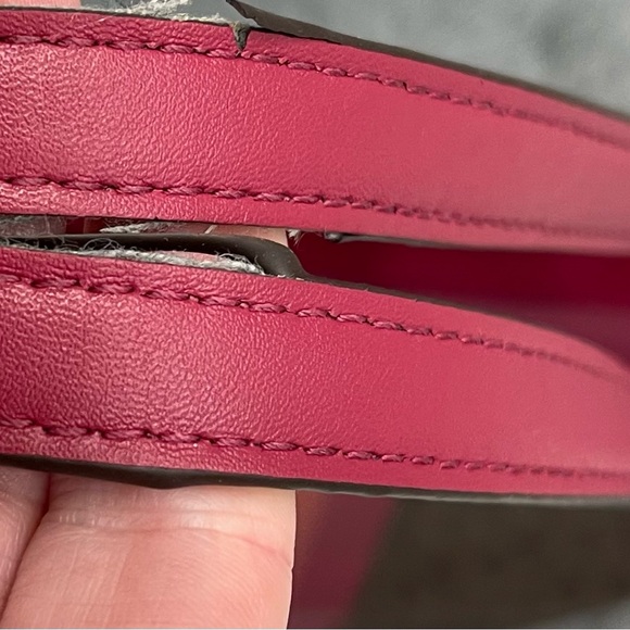 Large Michael Kors bags - Picture 4 of 16